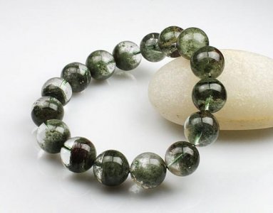 佩戴绿幽灵的功效与好处